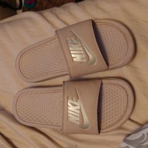 Womens Nike slides